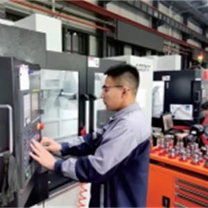 數控加工（數控車工）（高級工、預備技師）