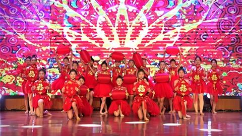 育才賦能興偉業 拓路開局譜新篇——灤南縣職業教育中心成功舉辦2026年元旦聯歡會